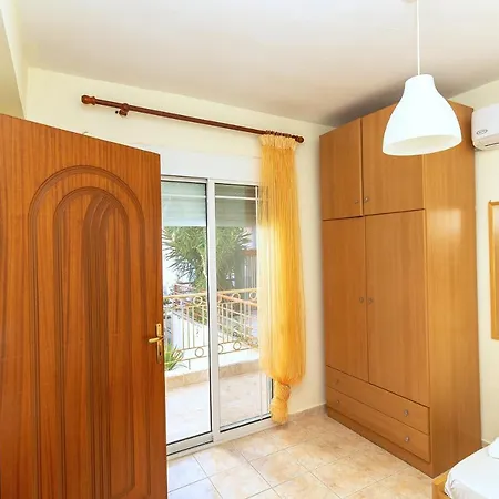 Sea View Maisonette In Ferienhaus