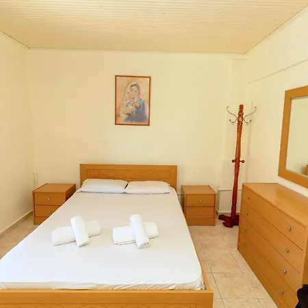 Sea View Maisonette In *
